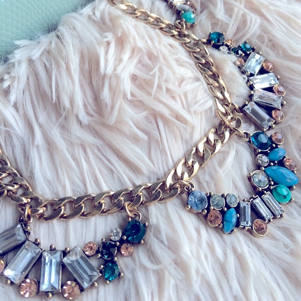 🆕 Blue Crystal Bib Necklace - Picture 6 of 7